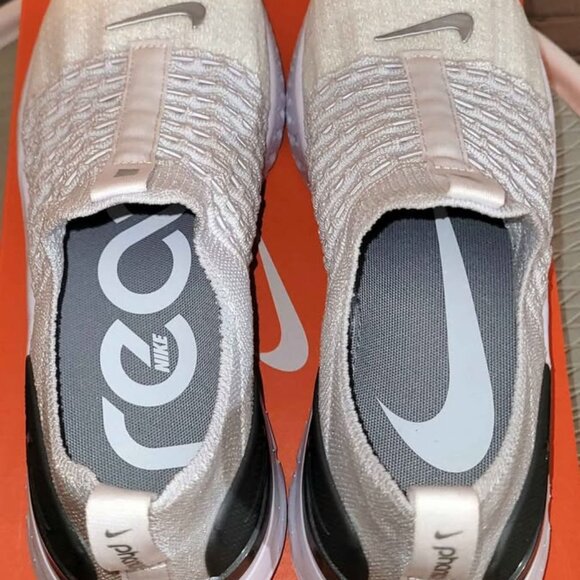 Brand New Women's Nike Phantom Run 2 - Picture 7 of 7